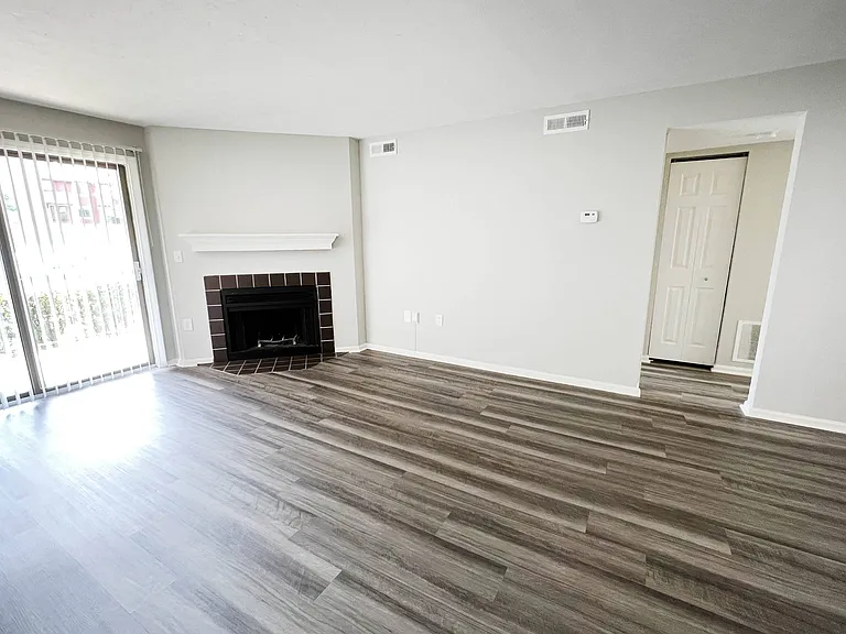 Deercross Apartments — Photo 62