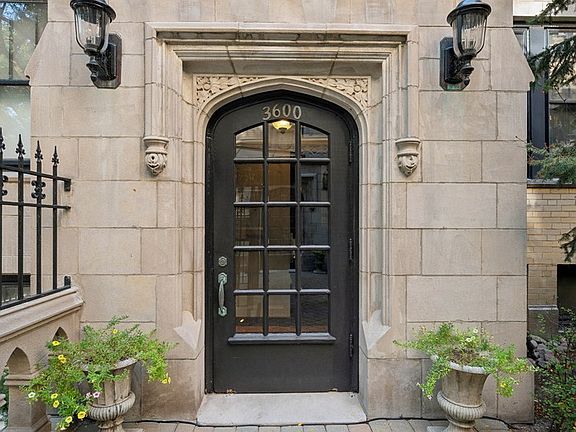3rd image of 3600 N Pine Grove Ave APT 3A