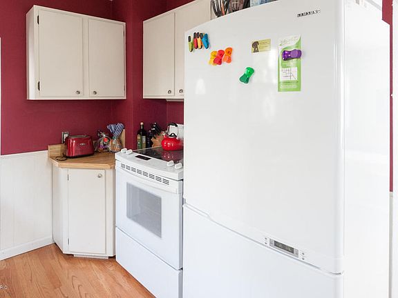 5th image of 1213 Napier Ave