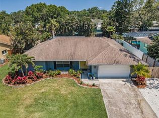 1212 Royal Oak Dr, Dunedin, FL 34698