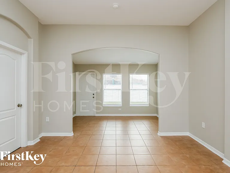1620 Bonita Bluff Ct — Photo 2