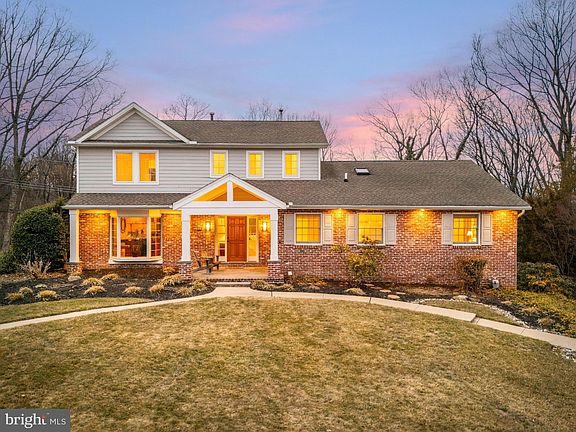 5th image of 328 Friendship Dr #328