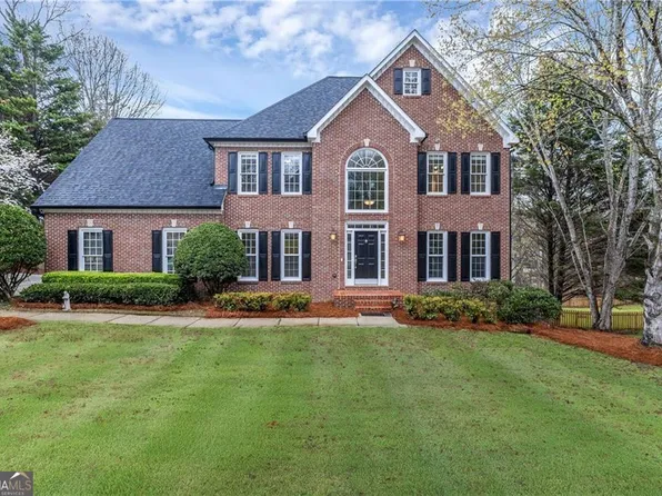 100 Penwick Dr, Roswell, GA 30075