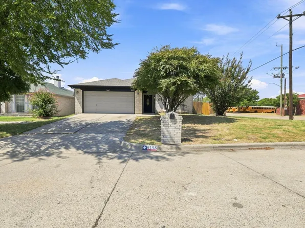 8195 Waterside Trl, Fort Worth, TX 76137