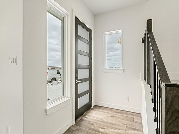 7th image of this home