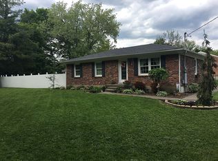 9207 Reamers Rd, Louisville, KY 40245