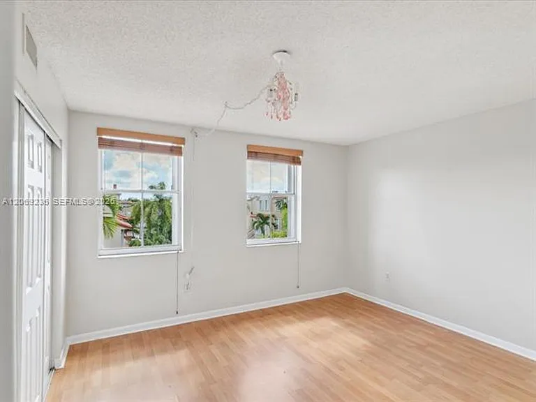 390 NW 86th Pl #Townhouse 201 — Photo 23