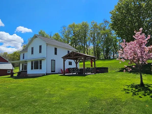 25 Deweys Ln, Tioga, PA 16946