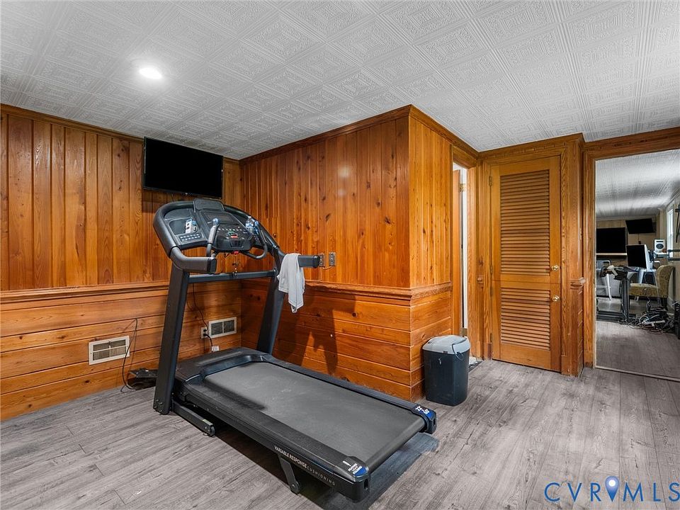 58th image of 3216 Stratford Rd