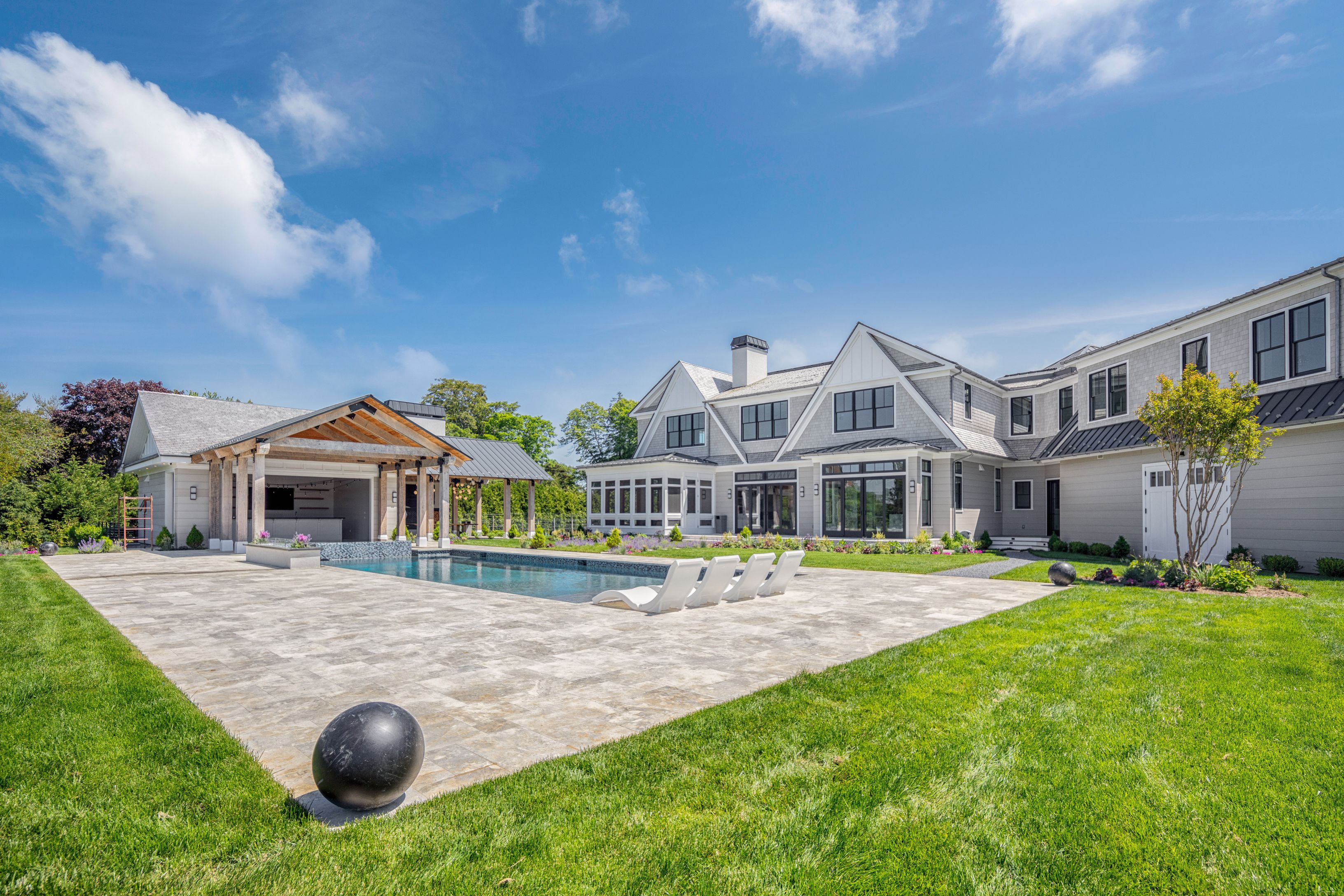 945 North Sea Mecox Rd, Water Mill, NY 11976 Out East