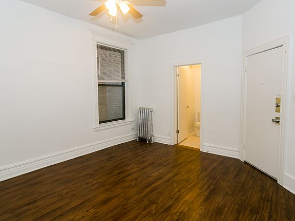 3rd image of 5407 S Woodlawn Ave APT 1B