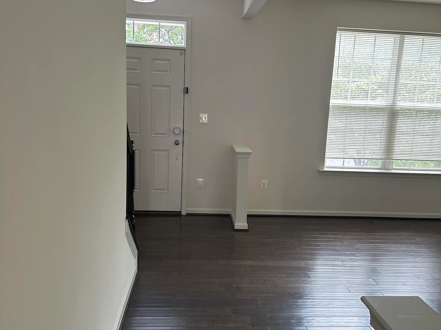 3 bed, 2561 sqft, $3,500 — Photo 4