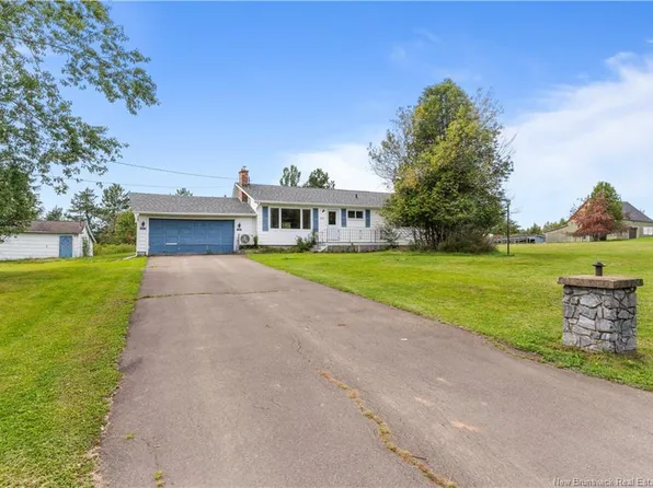 303 La Montain, Memramcook, NB E4K 1H3