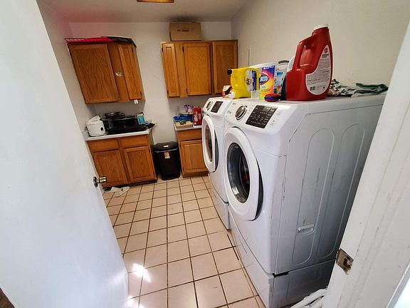 5th image of 1309 Evelyn St