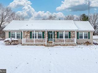 67 Lakeview Ter, Hanover, PA 17331
