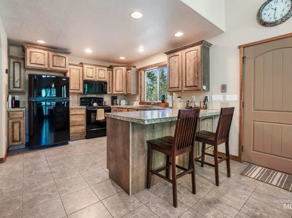 3926 N Elk Valley Way, Mountain Home, ID 83647