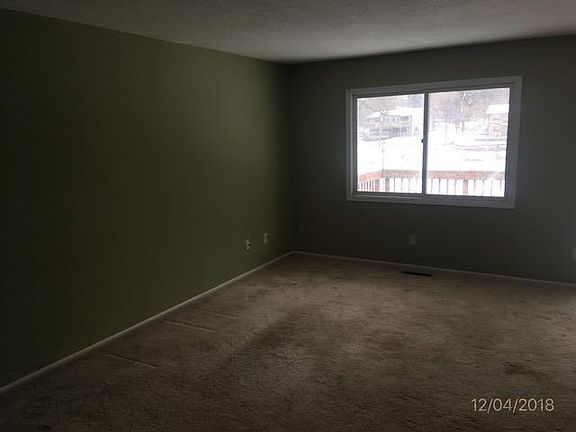 3rd image of 2307 122nd St E