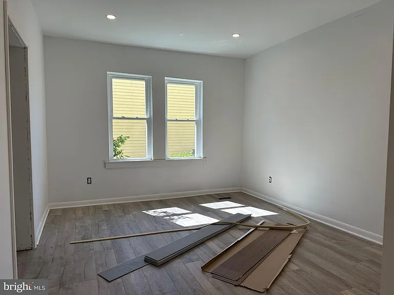 319 W Ridge Pike #100 — Photo 5