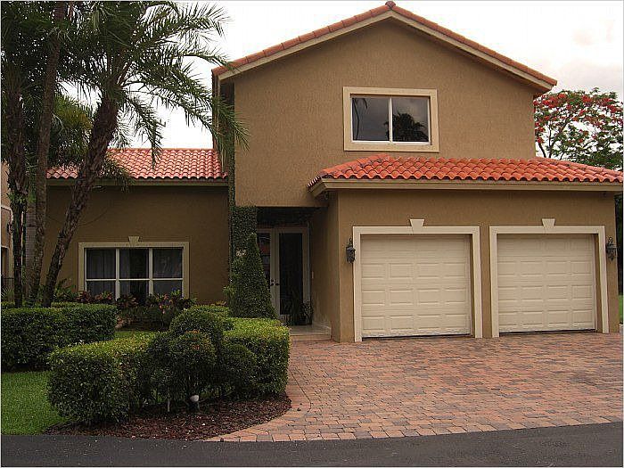 1st image of 6746 Poinciana Ct