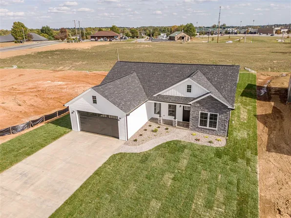 41 Martha Miles Ct, Brandenburg, KY 40108