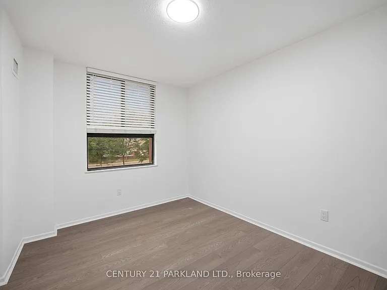 2721 Victoria Park Ave #203 — Photo 23