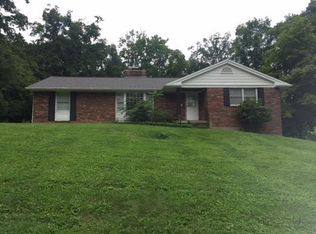6031 Crittenden Dr, Cincinnati, OH 45244