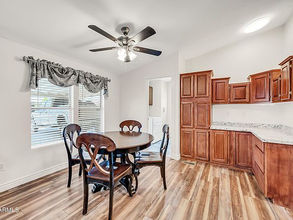 5th image of 40571 N CLUBHOUSE Street