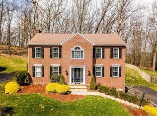 434 Monmouth Dr, Cranberry Township, PA 16066