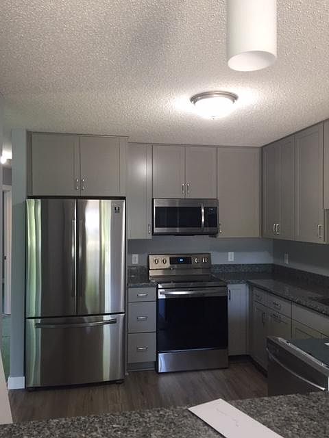 1st image of 509 Lake Cove Ct
