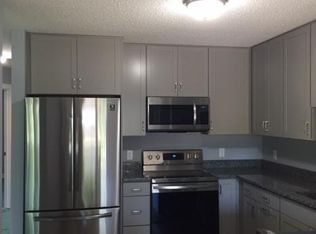 509 Lake Cove Ct, Shoreview, MN 55126