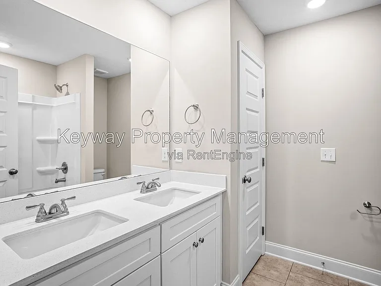 3225 Venetian Dr — Photo 19