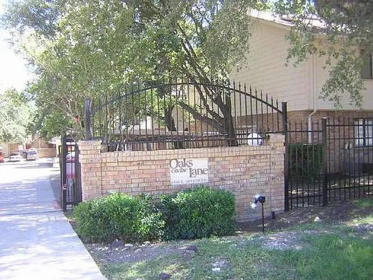 6646 E Lovers Ln #910 — Photo 12