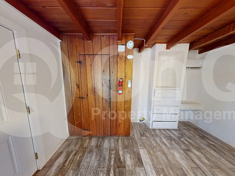 2519 N Estrella Ave #B — Photo 2