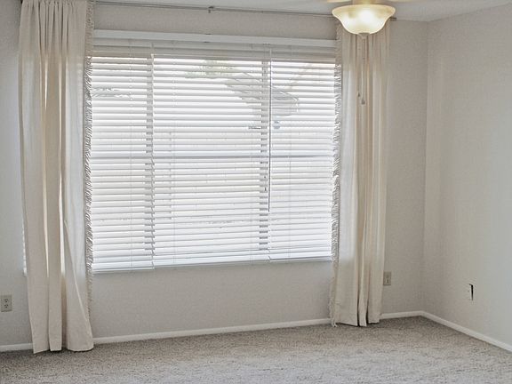 5th image of 8407 W Sunnyslope Ln