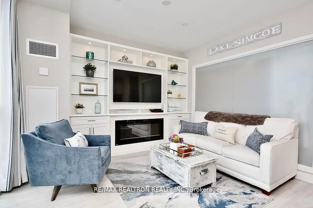 2 bed, $2,400 — Photo 1