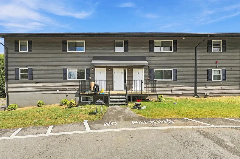 2215 Washington Pike #14