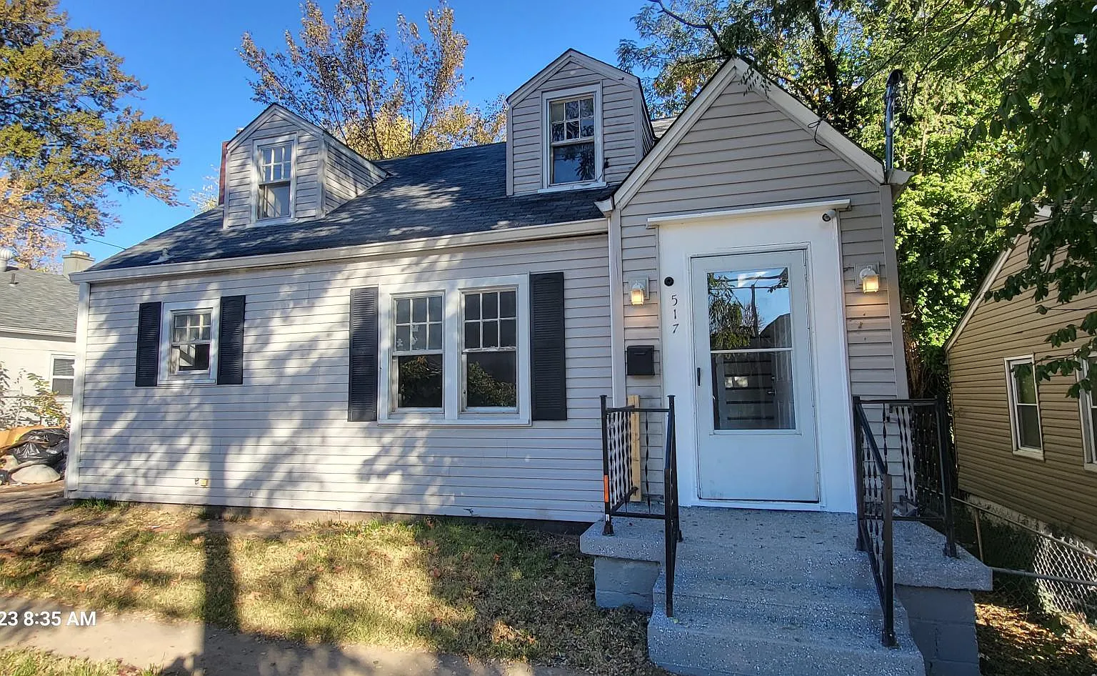 517 Chambers Road — Photo 1