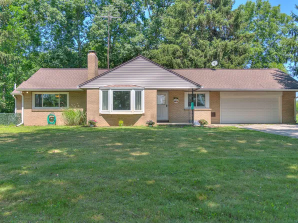 7990 N Stony Lake Rd, Jackson, MI 49201