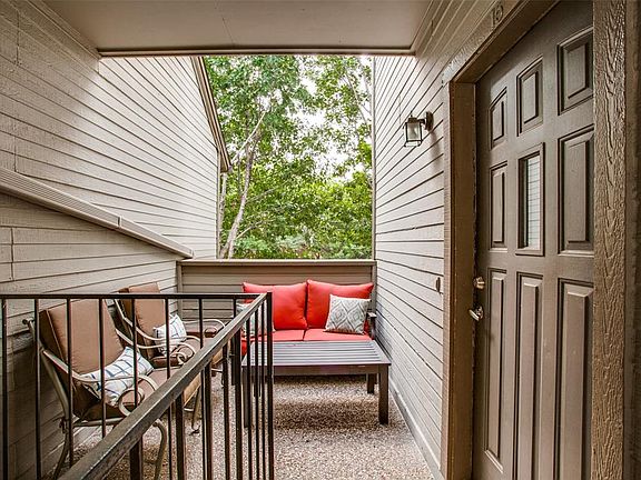 2nd image of 4203 Holland Ave APT 15