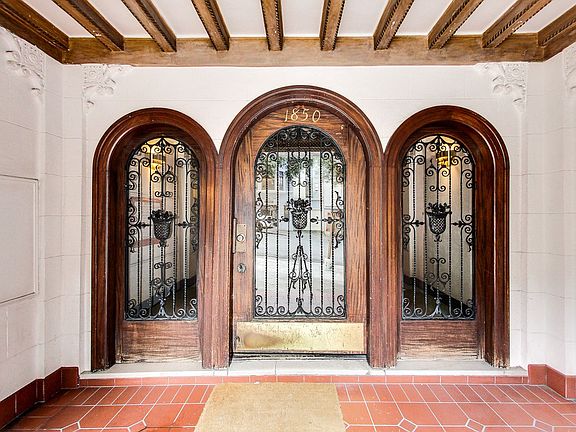 3rd image of 1850 Sacramento St APT 406
