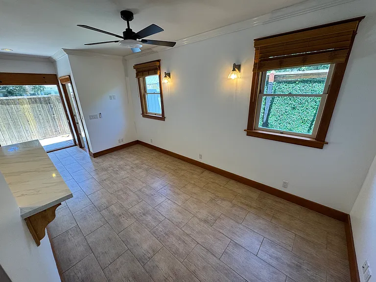 440 S Center St — Photo 14