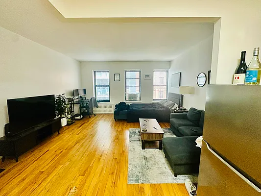 Rented by Compass | media 5