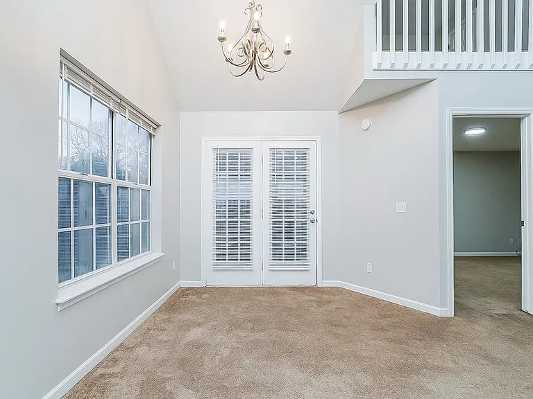 4033 Pepperwood Dr — Photo 5