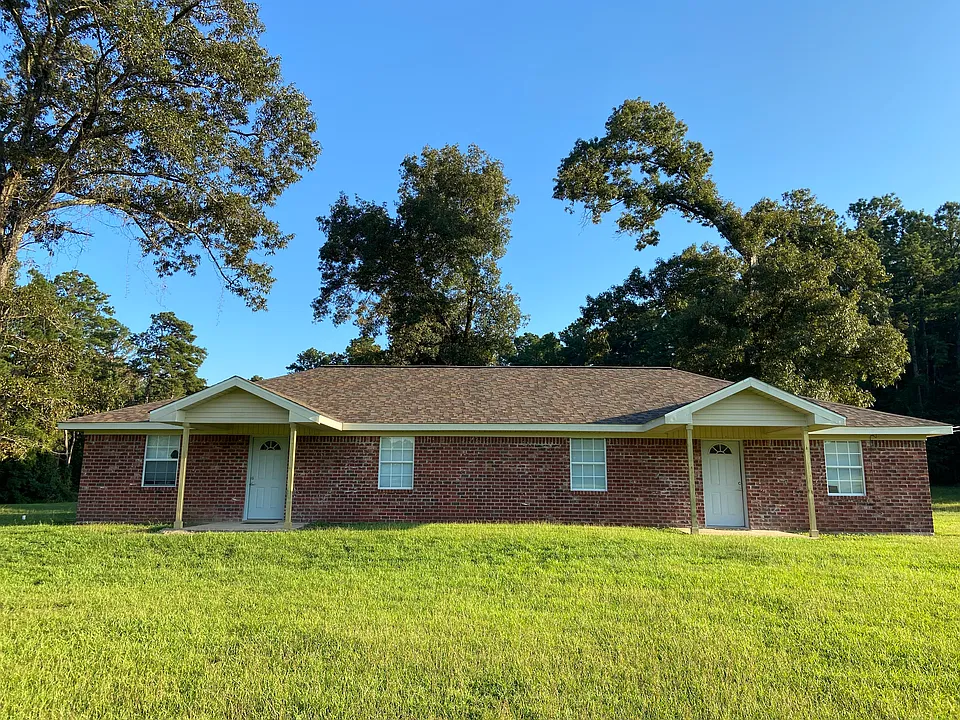10109 Highway 28