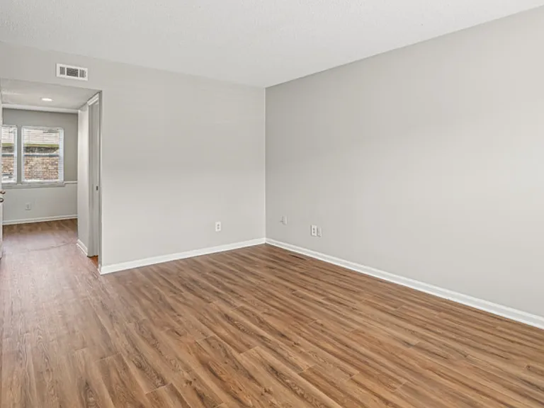 Rosewood Townhomes — Photo 5