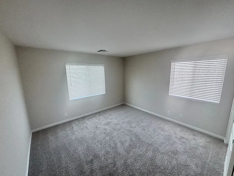 3117 Greenfriar Ave — Photo 13