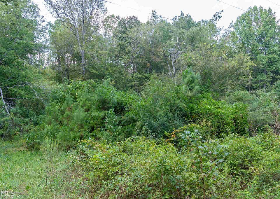 2nd image of 3938 Stone Mountain St