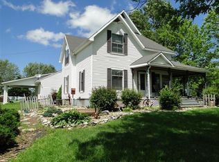 500 E Breckenridge St, Blandinsville, IL 61420