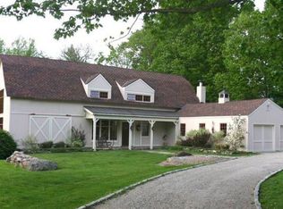 120 Walnut Grove Rd, Ridgefield, CT 06877