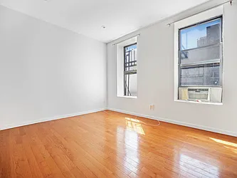 Rented by Addison Property Group